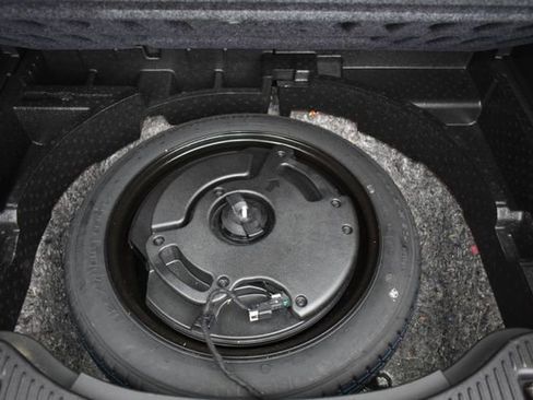 Used 2015 Buick Encore FWD image 36