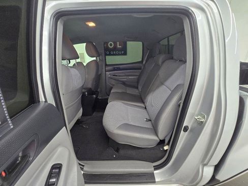 Used 2012 Toyota Tacoma PreRunner w/ TRD Off-Road Pkg RWD image 21