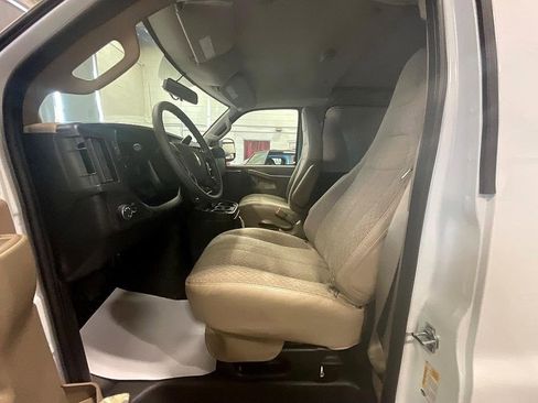 New 2025 Chevrolet Express 2500 w/ Driver Convenience Package image 4