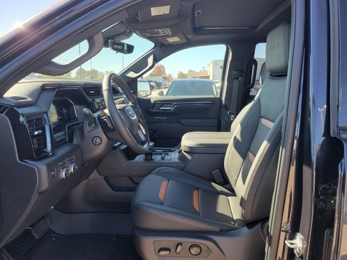 New 2026 GMC Sierra 1500 AT4 w/ AT4 Premium Package image 11