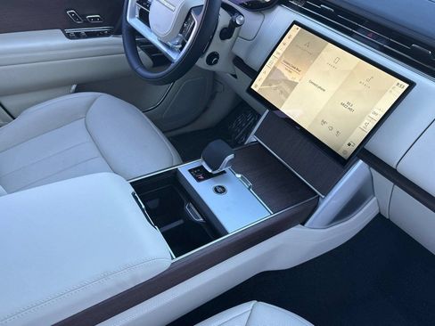 New 2026 Land Rover Range Rover SE AWD/4WD image 25