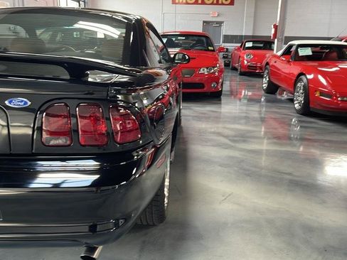 Used 1996 Ford Mustang Cobra RWD image 12
