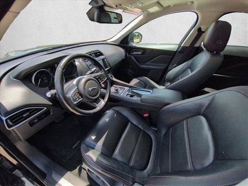 Used 2018 Jaguar F-PACE Prestige AWD/4WD image 10