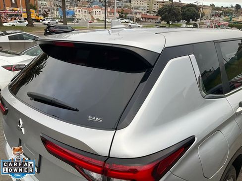 Used 2024 Mitsubishi Outlander SE image 92