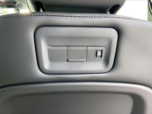 New 2026 Land Rover Discovery Dynamic SE AWD/4WD image 26