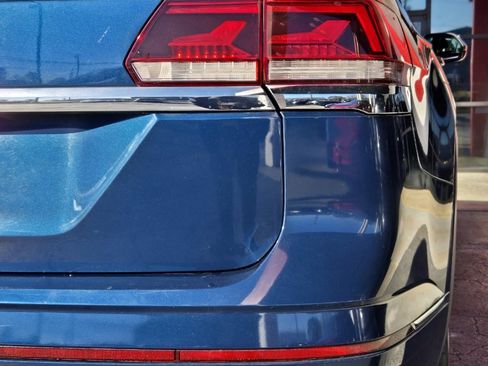 Used 2021 Volkswagen Atlas SE w/ Panoramic Sunroof Package image 10