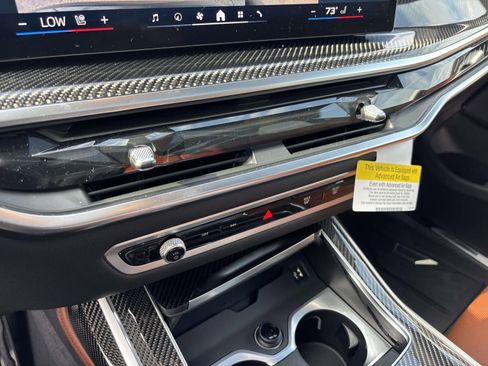 New 2026 BMW X7 M60i image 22