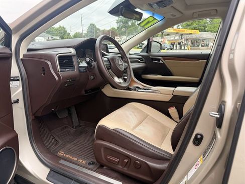 Used 2017 Lexus RX 350 AWD image 10