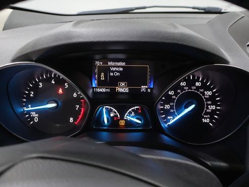 Used 2018 Ford Escape SEL w/ Ford Safe & Smart Package AWD/4WD image 39