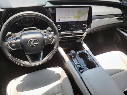 Used 2024 Lexus RX 350 Premium w/ Convenience Package FWD image 16