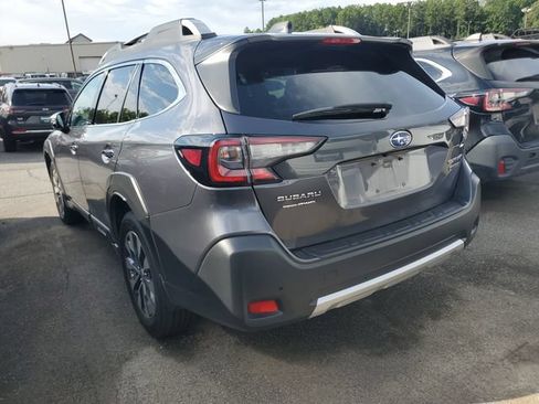 Used 2025 Subaru Outback Touring w/ Popular Package #2 AWD/4WD image 8