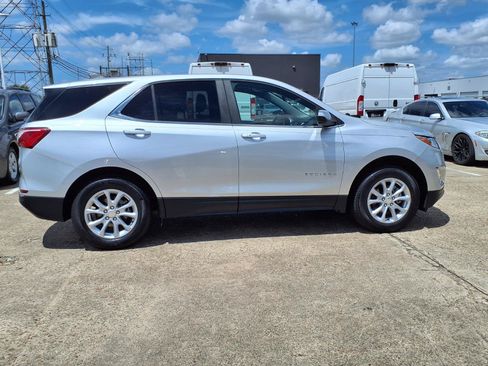 Used 2021 Chevrolet Equinox LT FWD image 28