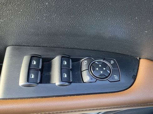 Used 2022 Lincoln Nautilus Reserve w/ Equipment Group 201A image 20