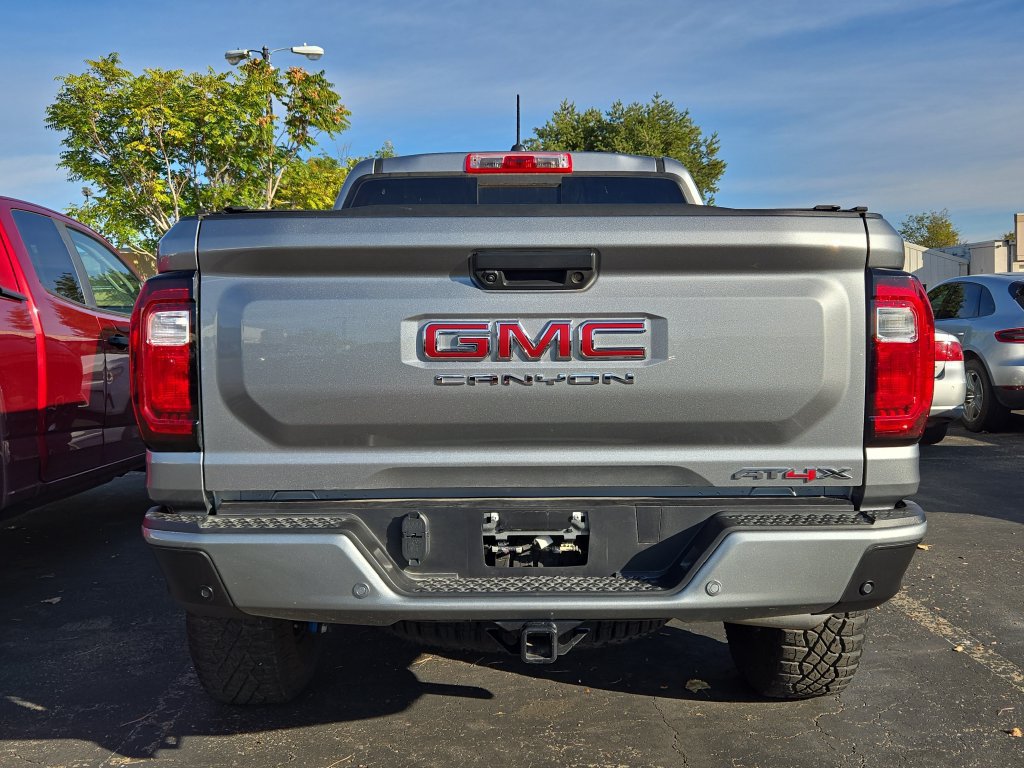 Used 2024 GMC Canyon AT4X AWD/4WD image 7