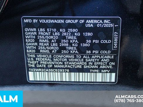Used 2025 Volkswagen Atlas SE image 44