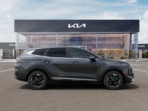 New 2026 Kia Sportage EX FWD image 7