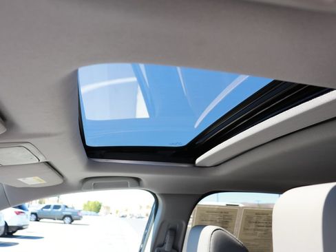 Used 2022 Honda CR-V Touring image 32