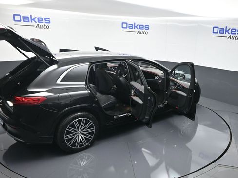 Used 2023 Mercedes-Benz EQS 580 4MATIC SUV image 60
