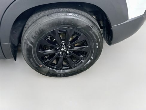 Used 2025 MAZDA CX-50 AWD 2.5 Hybrid w/ Premium Pkg image 11