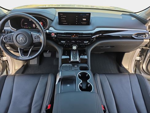 Used 2024 Acura MDX FWD w/ Technology Package image 9