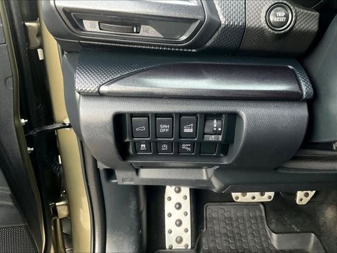 Used 2022 Subaru Forester Wilderness image 28