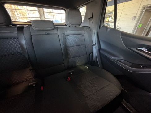 Used 2025 Chevrolet Equinox LT image 36