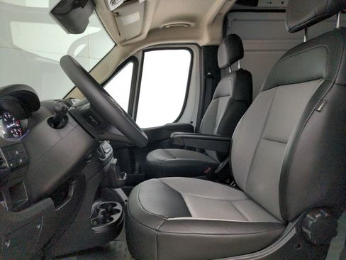 Used 2026 RAM ProMaster 2500 w/ Convenience Group FWD image 14