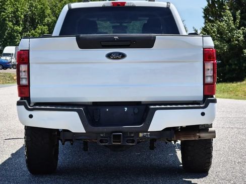 Used 2022 Ford F350 XLT w/ Black Appearance Package AWD/4WD image 9