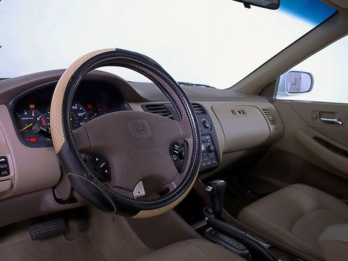 Used 2002 Honda Accord EX image 20