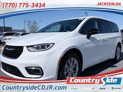 New 2026 Chrysler Pacifica Limited