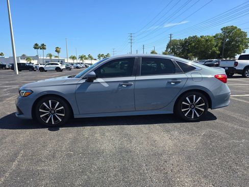 Used 2024 Honda Civic EX image 6