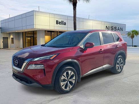 Certified 2023 Nissan Rogue SV image 2