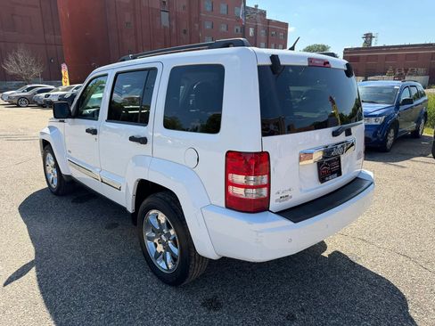 Used 2012 Jeep Liberty Sport AWD/4WD image 4