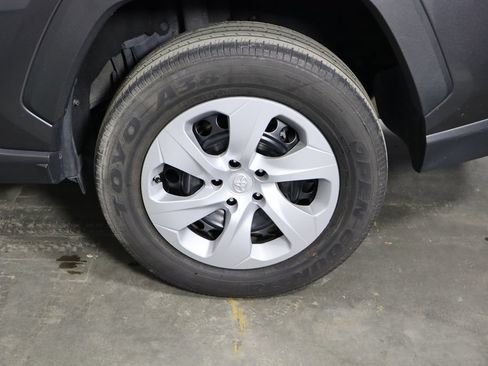 Used 2024 Toyota RAV4 LE FWD image 41