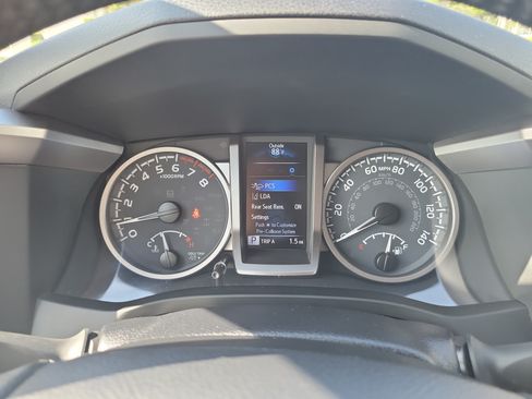 Certified 2023 Toyota Tacoma SR5 RWD image 30