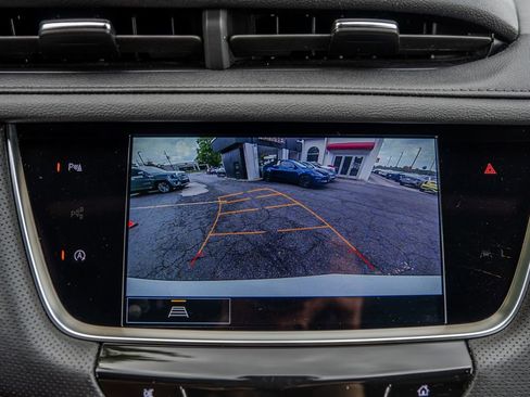 Used 2024 Cadillac XT5 Premium Luxury FWD image 11