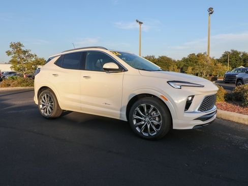 New 2026 Buick Encore GX Avenir w/ Avenir Technology Package image 12