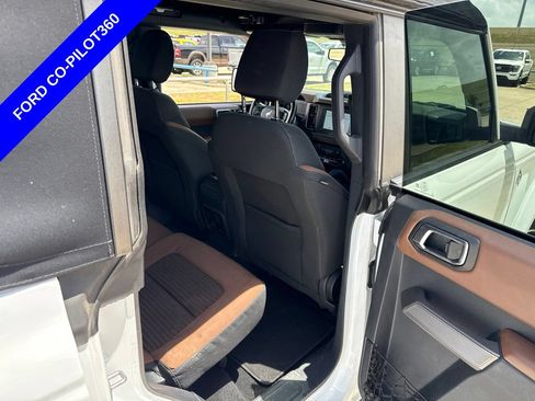 Used 2022 Ford Bronco Outer Banks AWD/4WD image 14