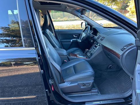 Used 2014 Volvo XC90 3.2 image 31