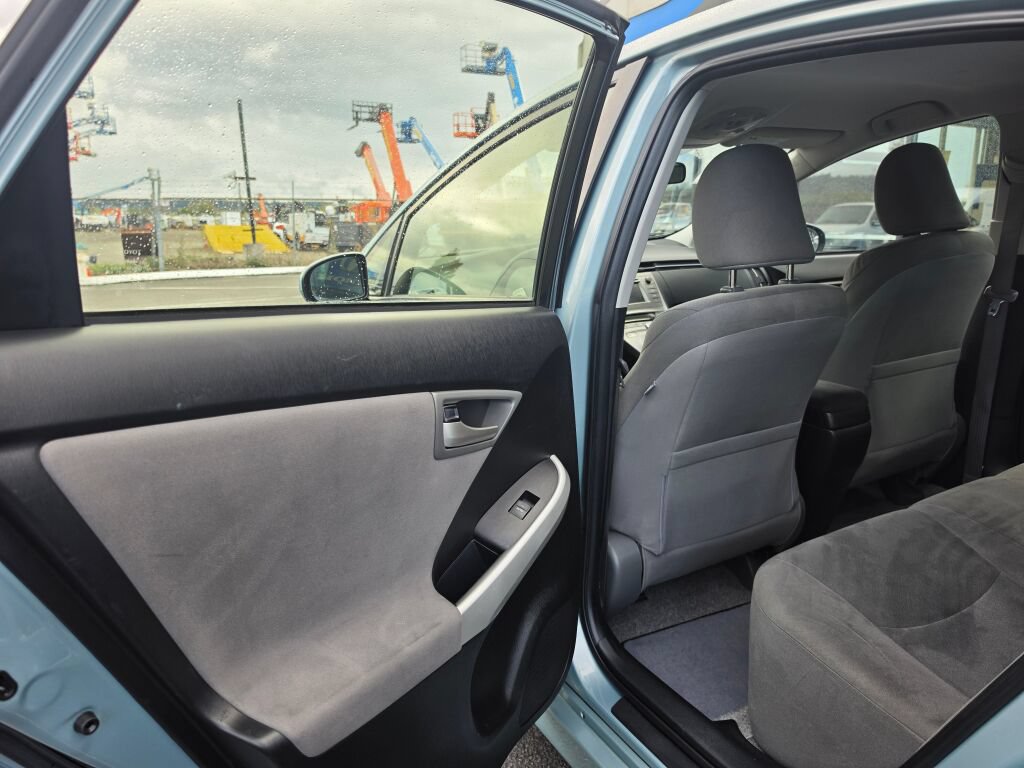 Used 2013 Toyota Prius Three FWD image 12