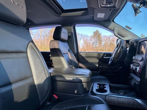 Used 2023 GMC Sierra 2500 Denali w/ Denali Ultimate Package image 16