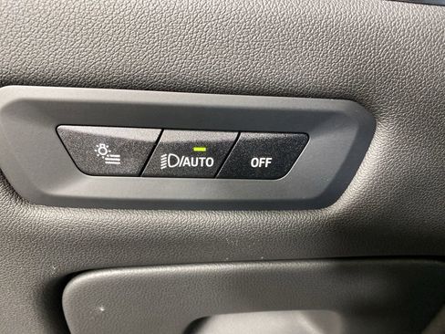 Used 2026 BMW X5 xDrive40i w/ Climate Comfort Package image 11