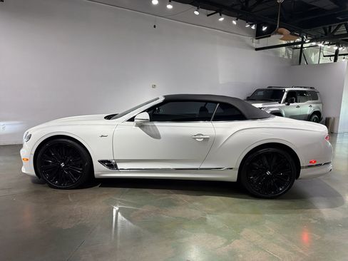 Used 2022 Bentley Continental GT Speed image 4