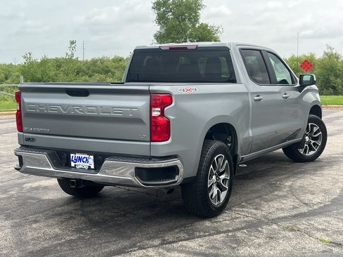 Used 2024 Chevrolet Silverado 1500 LT AWD/4WD image 4
