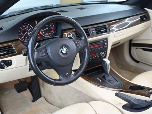 Used 2012 BMW 328i Convertible RWD image 24