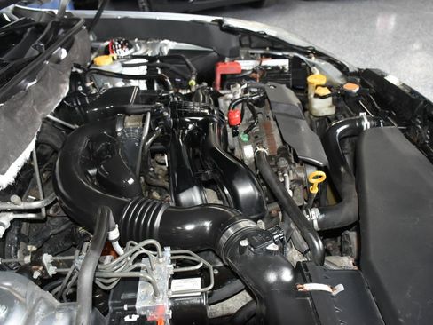 Used 2013 Subaru Legacy 2.5i Limited image 38