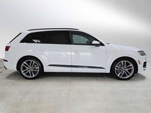 Used 2018 Audi Q7 3.0T Prestige w/ Prestige Package AWD/4WD image 2