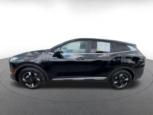 Used 2026 Kia Sportage LX FWD image 9