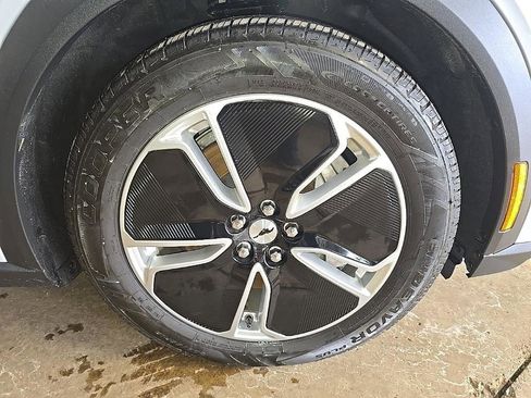 Used 2022 Ford Mustang Mach-E Select image 37