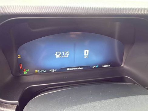 Used 2025 Ford Bronco Badlands image 30